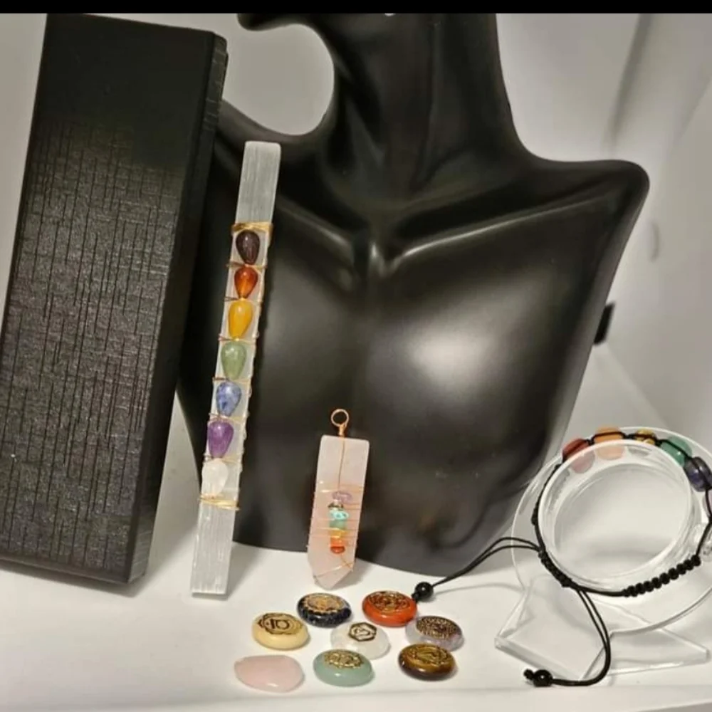 Charka Gift Set - Picture 1 of 1